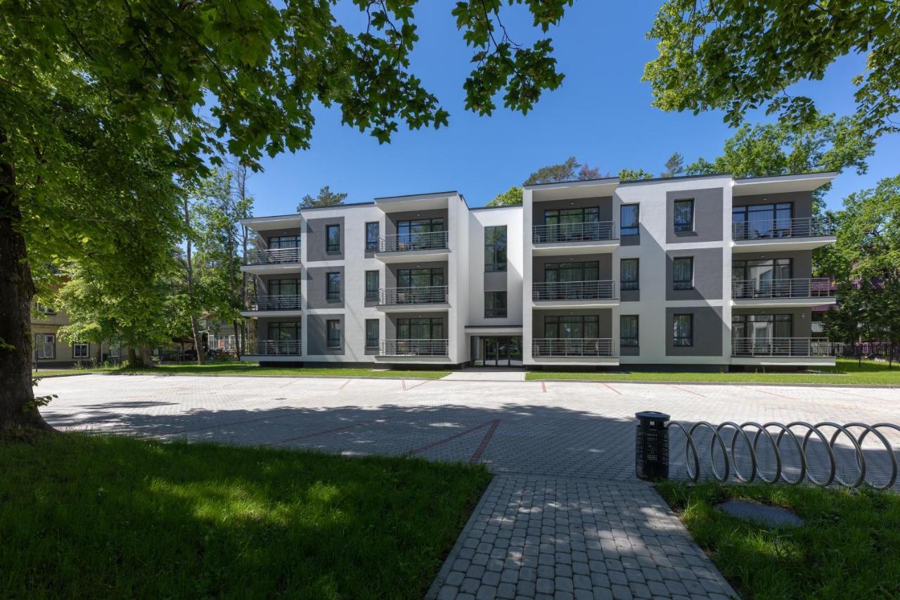 Oasis Apartments Jūrkalne Exterior foto